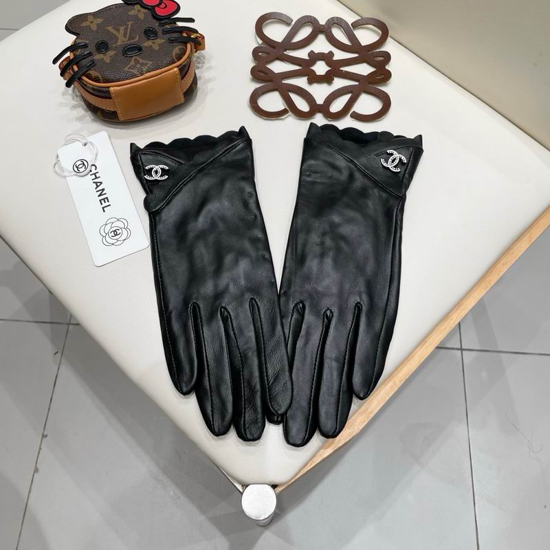 Chanel Gloves M L 012214